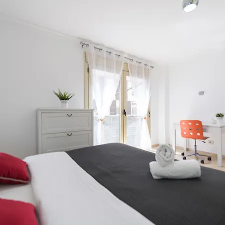 Sg Carlos Family House דירה *