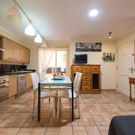 דירה Sg Carlos Family House *